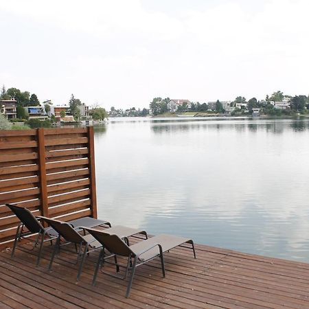 Hotel Zatoka Сенец Экстерьер фото