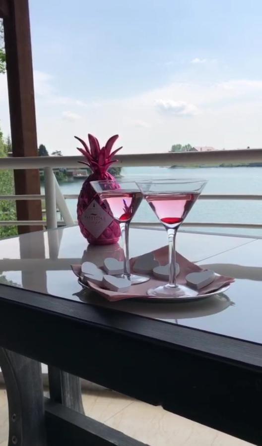 Hotel Zatoka Сенец Экстерьер фото